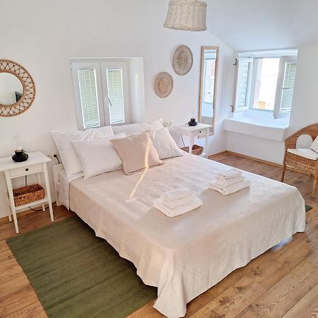 St Peter'S Heritage House Trogir Extérieur photo