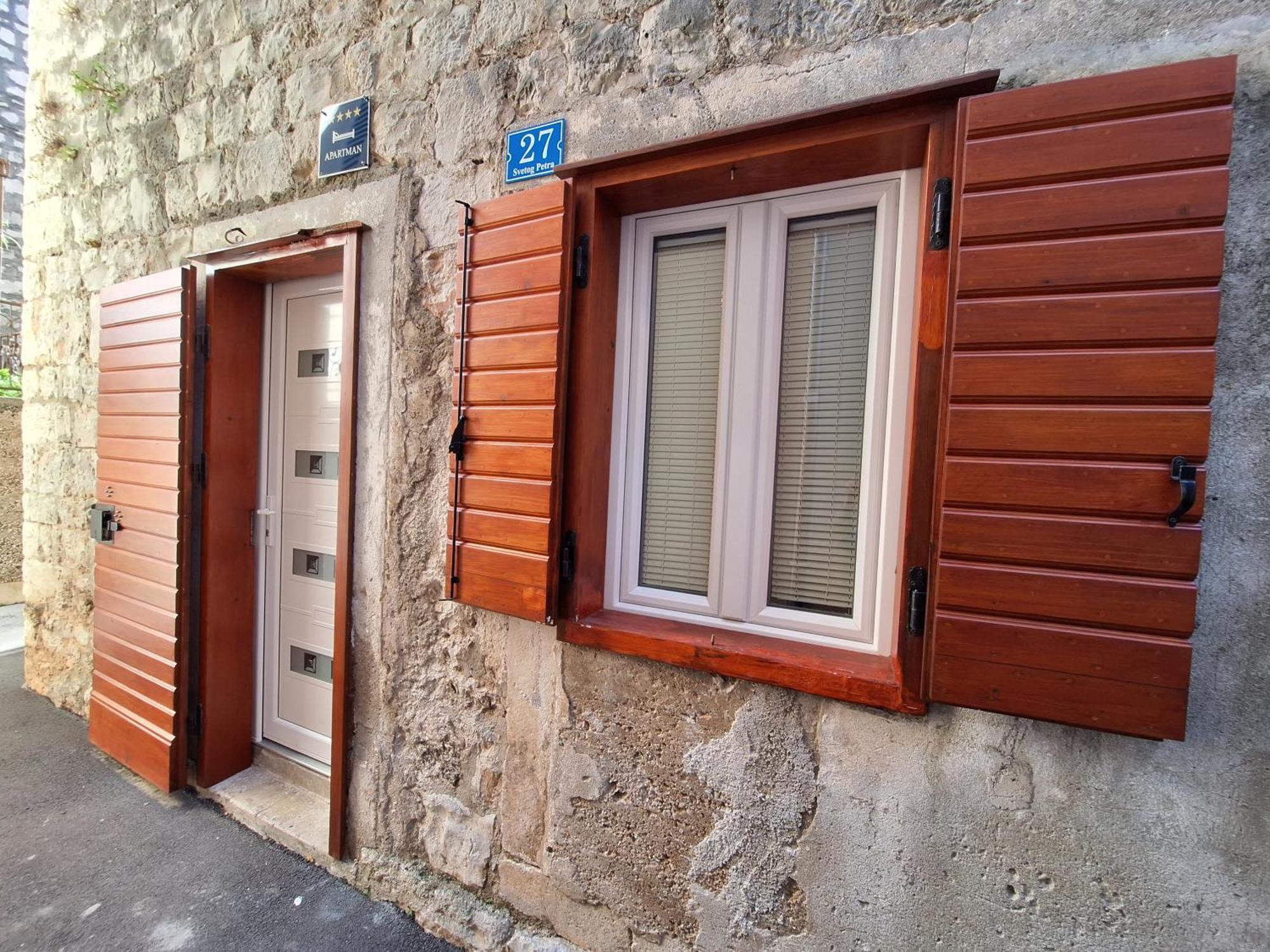 St Peter'S Heritage House Trogir Extérieur photo